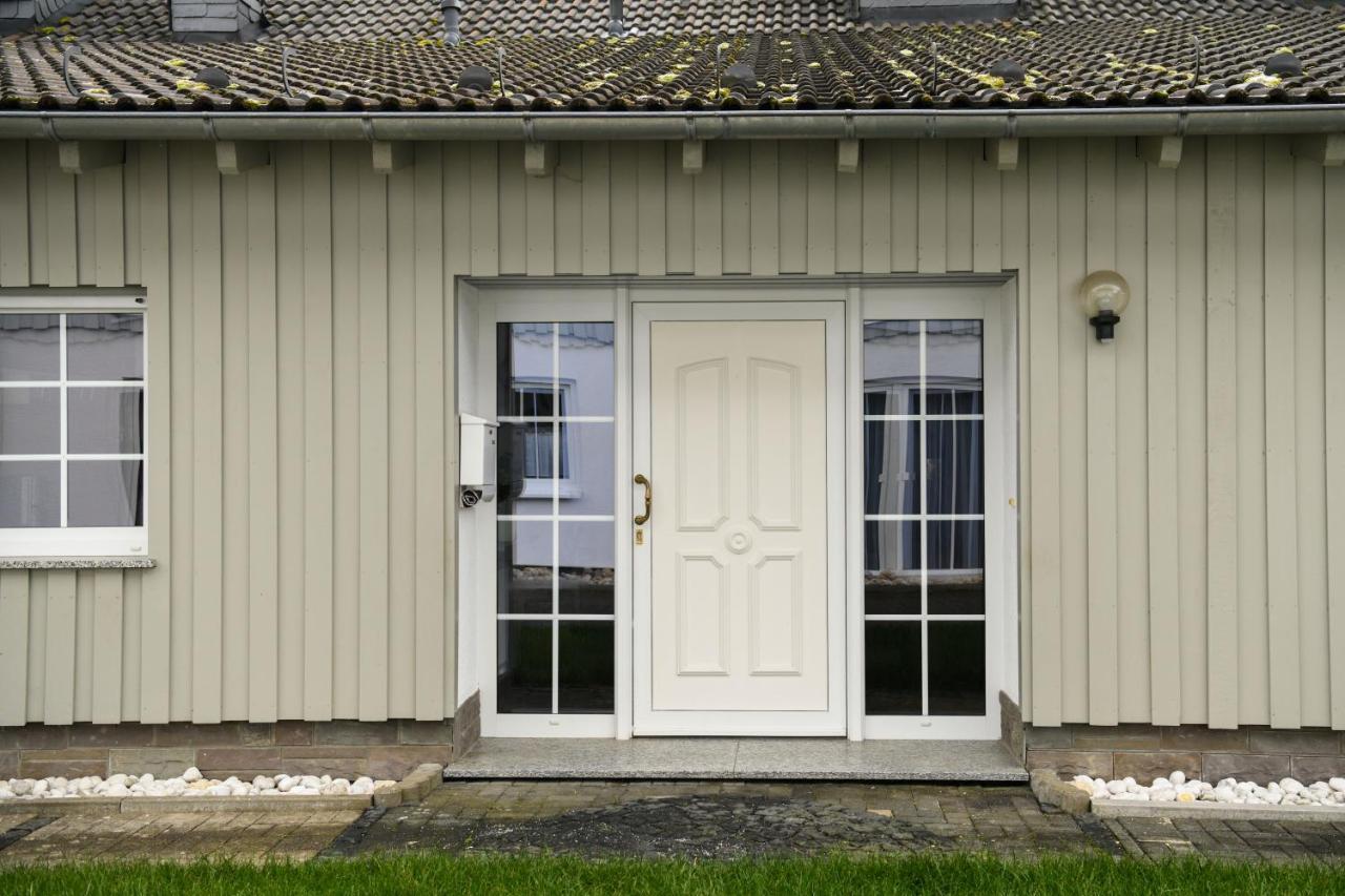 Ferienwohnung Am Rothaarsteig バート・ベルレブルク エクステリア 写真