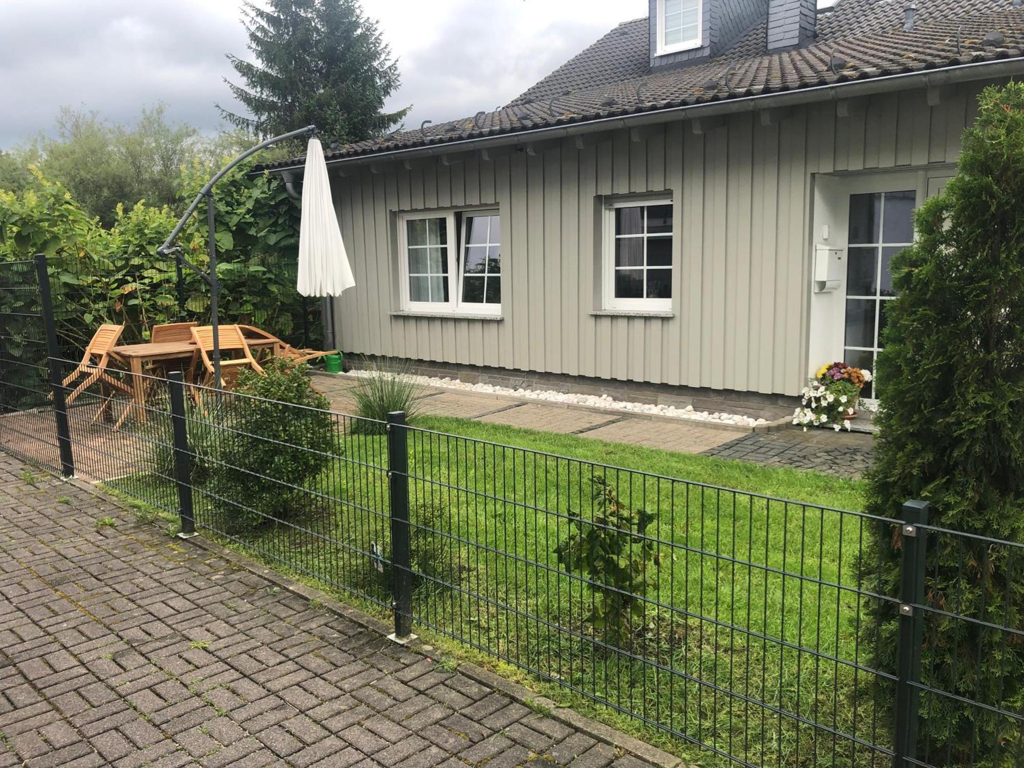 Ferienwohnung Am Rothaarsteig バート・ベルレブルク エクステリア 写真